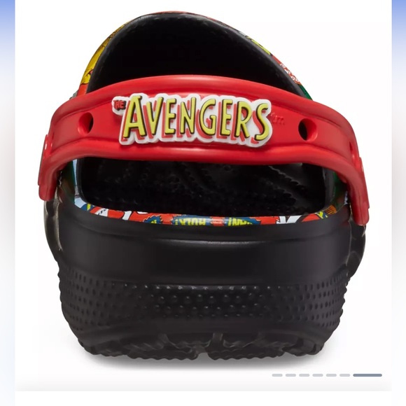 THE AVENGERS CLOGS FOR ADULTS BY CROCS - Picture 2 of 7